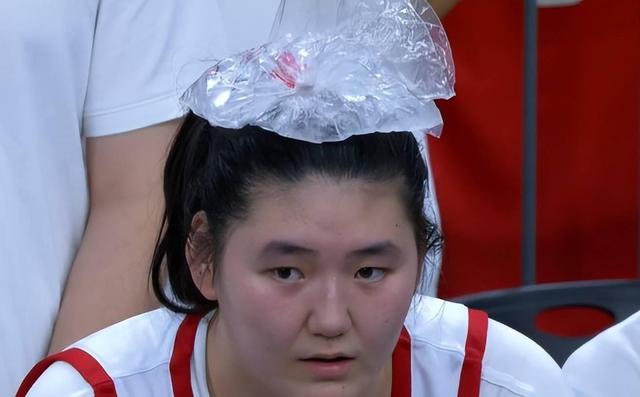 击剑锦标赛焦点战：三湘天狼队绝杀荆楚白虎队，新星闪耀。门前嗅觉决定胜负的简单介绍
