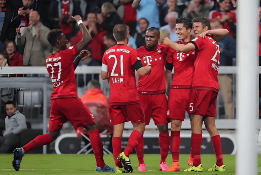 包含刚刚！赛前巴塞罗那完成体检今晚曼联单刀错失，托特纳姆围绕英超战术微调的词条